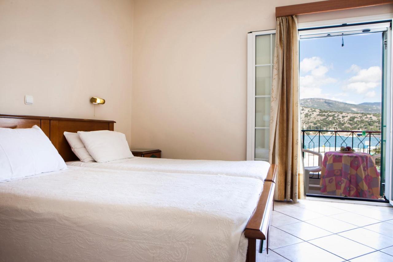 Rouchotas Studios By Viktor 1Rst Floor Argostoli  Exterior foto
